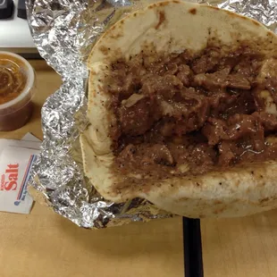 Carne guisada taco
