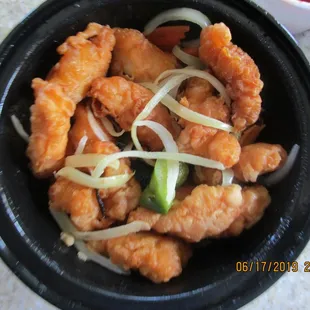 Sweet and sour chicken. Dry and no sauce No taste