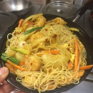 Shrimp Singapore rice noodle