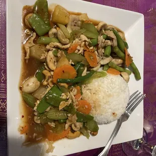 Cashew chicken