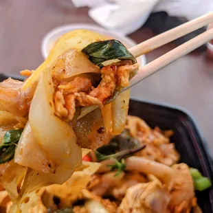 Drunken Noodles with Chicken