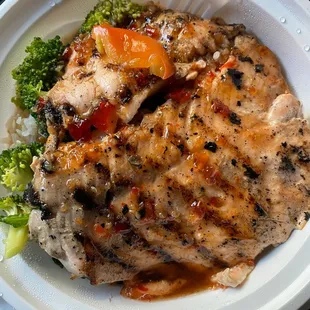 Salmon curry with white sauce