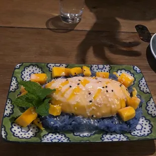 Mango sticky rice