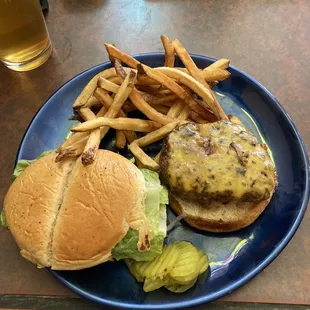 Cheeseburger and fries.