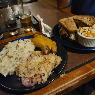 Bangers and Mash and Reuben sandwich.  Both were tasty and plentiful.