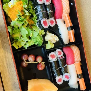 Sushi &amp; Sushi Lunch Combo