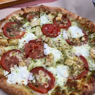 Chicken pesto pizza!