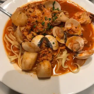 Seafood Arrabiata