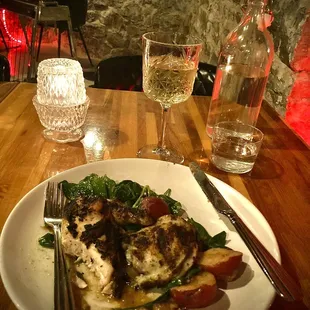 Pecan grilled chicken paired with an excellent Gavi.