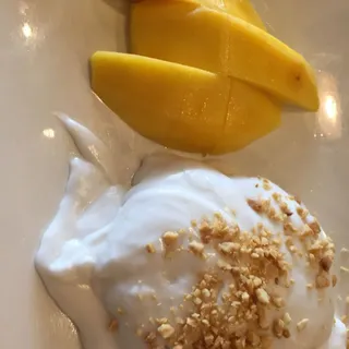 Sticky Rice with Mango