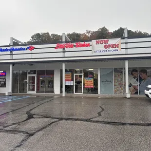 Outside - between target and giant eagle in the pine Creek shopping center