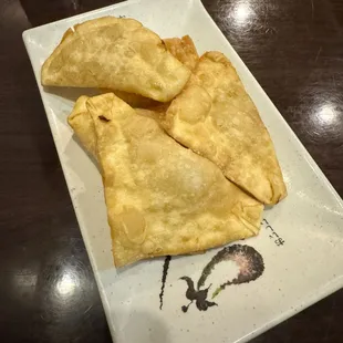 Crab/Cheese Wonton (no crab or cheese)