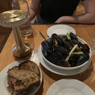 food, oysters, oysters and mussels, mussels, shellfish
