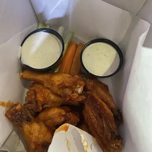 6 piece bone in wings