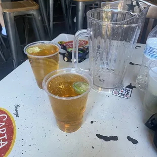 Pitcher of Dos X