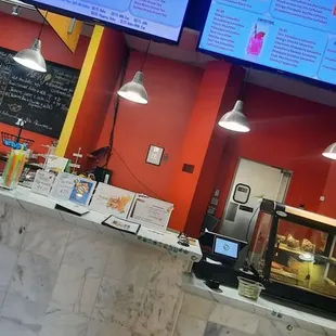 Bubble tea while clothes are drying!!