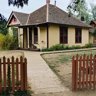 1890's House  10-18-2024