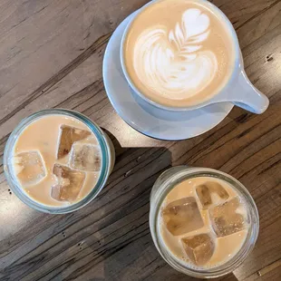 Three vanilla lattes