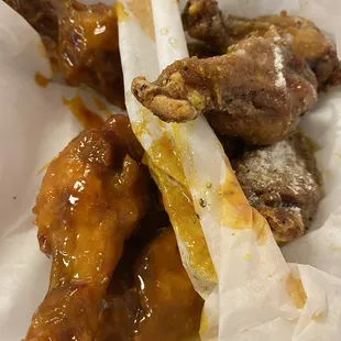 Honey lemon pepper ranch and wicked sauce wings