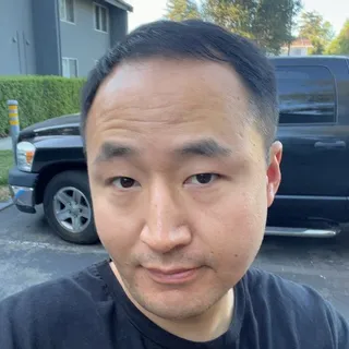Jun W.