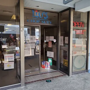 Entrance area of Liu&apos;s Chop Suey.