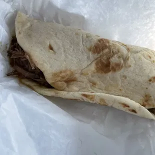 Carne guisada taco