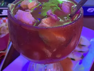 Referees Sports Bar & Grill