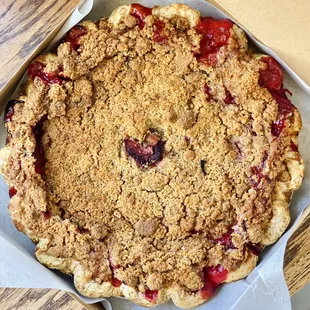 Strawberry Rhubarb Crumb