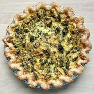 Broccoli &amp; White Cheddar Quiche