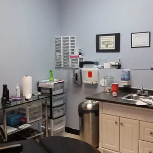 The new puercing room