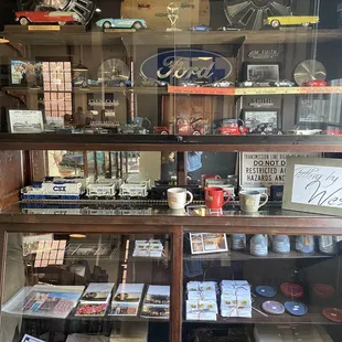 Shelf in the diner