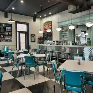 Great soda fountain atmosphere