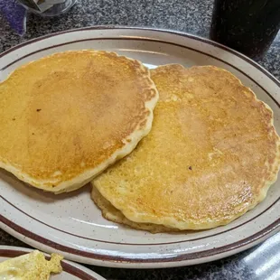 Fluffy, tender pancakes. Yum!
