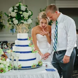 Cake Cutting at The Williamsburg Lodge in Williamsburg VA