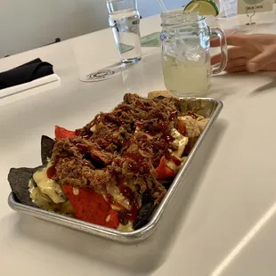 Pulled pork nachos