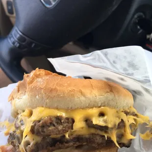 Double cheeseburger