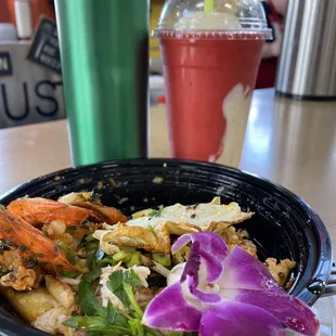 Loaded shrimp and grits and refreshing strawberry lemonade smoothie