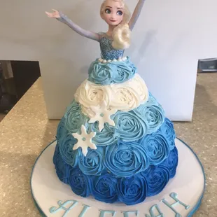 Another Elsa cake!