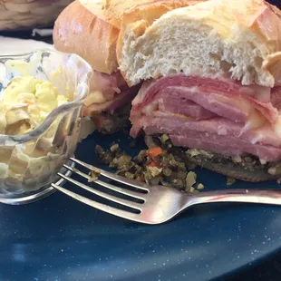 Lizzie's Delights Catering & Deli