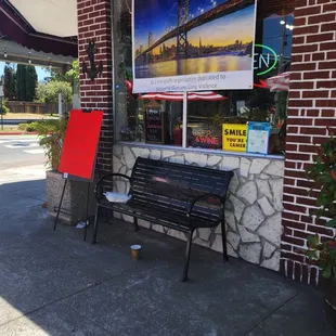 This is the front of Lizzie&apos;s minus the three tables with umbrellas that I didn&apos;t shoot at respect for people&apos;s privacy