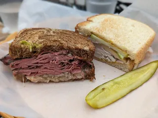 Sisters Sandwiches & Such