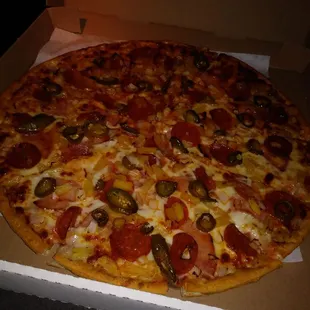 Doesn&apos;t get much better than this....Ham, Pepperoni, Pineapple, Jalapeno and Onion!  Absolutely Fantastic....