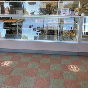 Donuts aplenty in case...