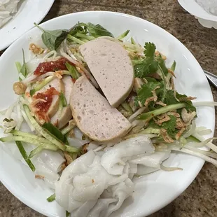Build your own plate with bánh ướt