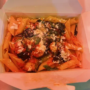 Pennoni Alla Norma, a Sicilian favourite!