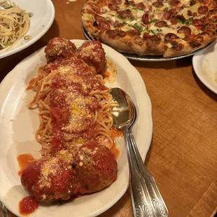 Spaghetti with meatball