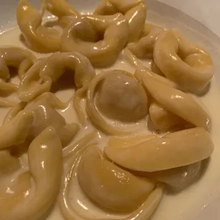 Tortelloni Con Panna