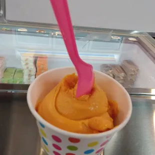 Mango ice cream