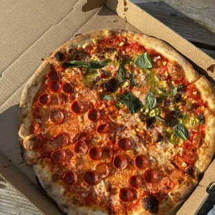 Half pepperoni half summer pie