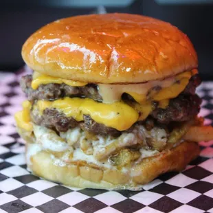 Loaded cheeseburger